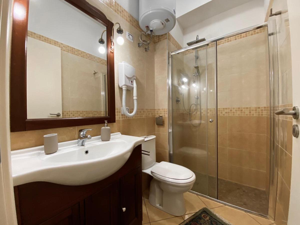 Casa Ferrara Hotel ตาออร์มินา ภายนอก รูปภาพ